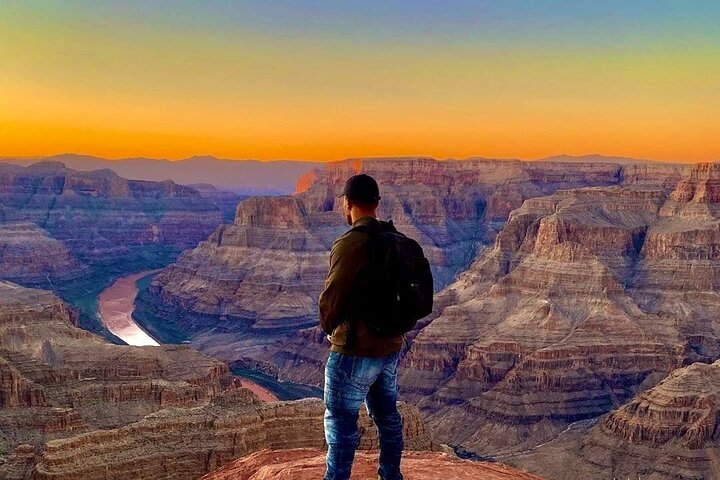 Tour di un giorno al Grand Canyon West da Las Vegas con opzione Skywalk, inclusi pasti e trasporti, foto 19 | wizardtrip
