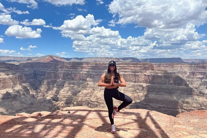 Tour di un giorno al Grand Canyon West da Las Vegas con opzione Skywalk, inclusi pasti e trasporti, foto 22 | wizardtrip