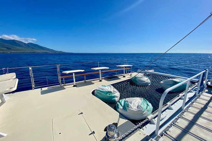 Disfruta de un lujoso crucero con cena al atardecer por la costa de Maui a bordo de un catamarán, foto 6 | wizardtrip