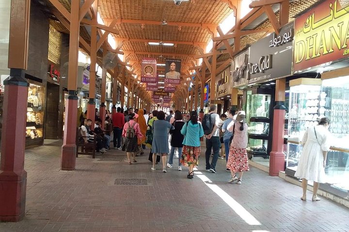 Explorez les sites emblématiques de Dubaï, des souks historiques aux merveilles modernes, lors d'une visite guidée de la ville, photo 6 | wizardtrip