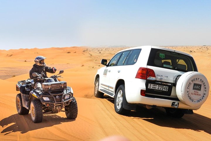 Safari Désert Dubaï : Dune Bashing, Quad 60min, Balade à dos de dromadaire, BBQ | wizardtrip