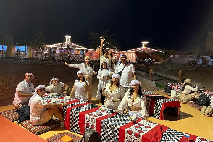 Safari désert de Dubaï exaltant avec dune bashing, quad, balades à dos de dromadaire et dîner BBQ, photo 17 | wizardtrip