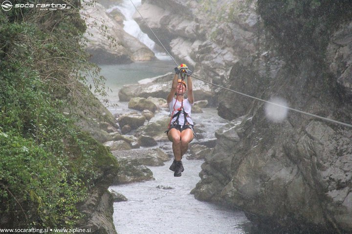 Erleben Sie den Nervenkitzel des Ziplinens durch den malerischen Učja Canyon in Bovec, Slowenien, Foto 11 | wizardtrip