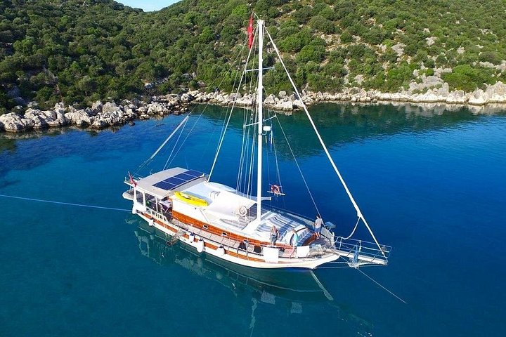 Bådtur til Orak Island, Bodrum, Tyrkiet, med turkisblåt vand og naturskønne bugter, foto 6 | wizardtrip