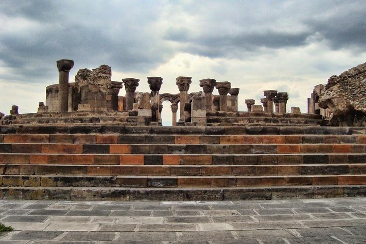 Udforsk Armeniens gamle religiøse arv med besøg på historiske katedraler og templer nær Yerevan, foto 12 | wizardtrip