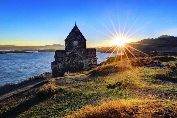 Naturskjønn tur til Tsaghkadzor, Tsjernobyl og klostre i Armenia med ørretgrill, foto 24 | wizardtrip
