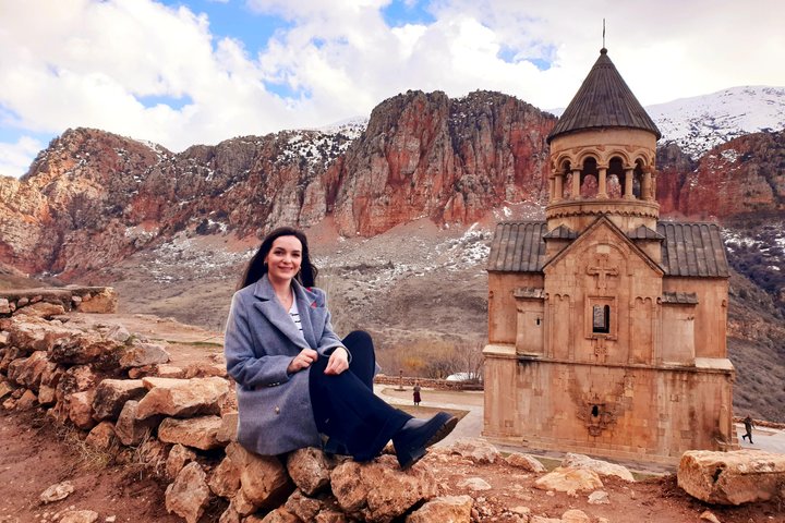 Explora monasterios históricos, viñedos y cuevas antiguas de Armenia en una excursión guiada de un día, foto 15 | wizardtrip