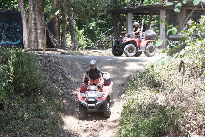 Offroad-ATV-Abenteuer durch den costaricanischen Regenwald mit Wasserfall und Mittagessen, Foto 23 | wizardtrip
