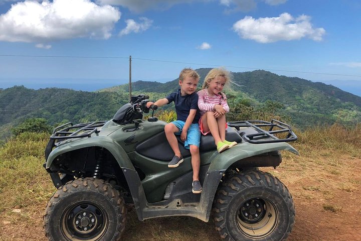 ATV-tour door het Costa Ricaanse regenwoud naar junglewatervallen nabij Jacó, foto 13 | wizardtrip