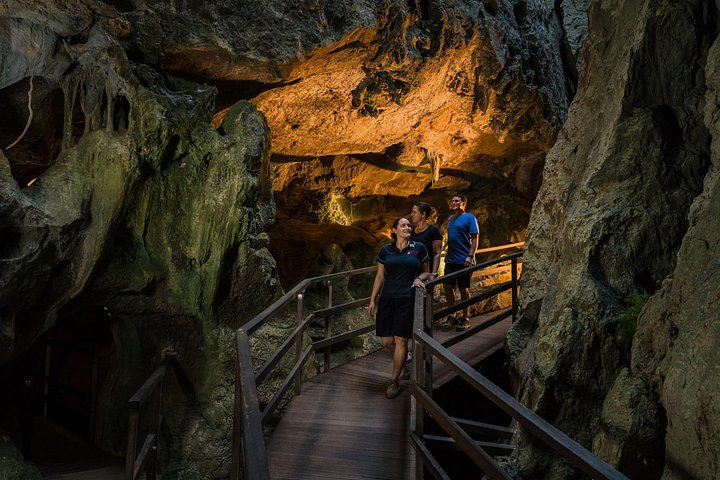 Visite des grottes Cathedral Cave | wizardtrip