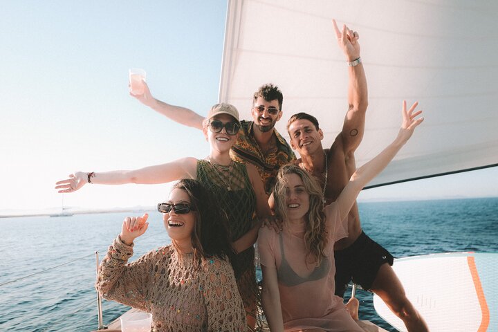 Privé zeiltocht rond Zuid-Ibiza, met verkenning van stranden en turquoise wateren, foto 9 | wizardtrip
