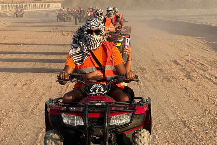 Opplev en spennende 5-i-1 ørkensafari i Sharm El Sheikh, med ATV-kjøring, kamelridning, beduinmiddag og stjernekikking, foto 6 | wizardtrip