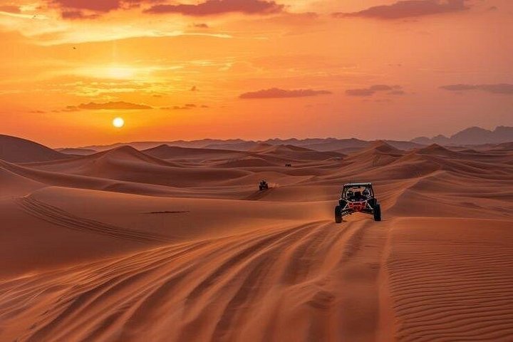 Découvrez un safari VIP dans le désert à Dubaï avec dunebashing, balades à dos de chameau, spectacles en direct et dîner BBQ, photo 13 | wizardtrip