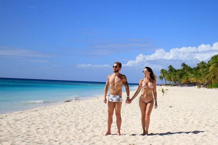 Full day excursion to Saona Island, Dominican Republic, featuring natural pools, beaches, and catamaran cruises, photo 6 | wizardtrip