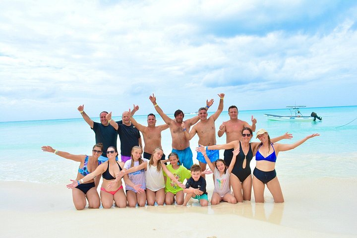 Full day excursion to Saona Island, Dominican Republic, featuring natural pools, beaches, and catamaran cruises, photo 19 | wizardtrip