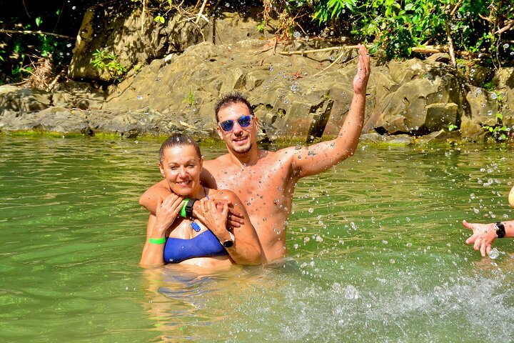 Experimente aventuras emocionantes como tirolesa e passeios de buggy no La Hacienda Park em Punta Cana, foto 11 | wizardtrip