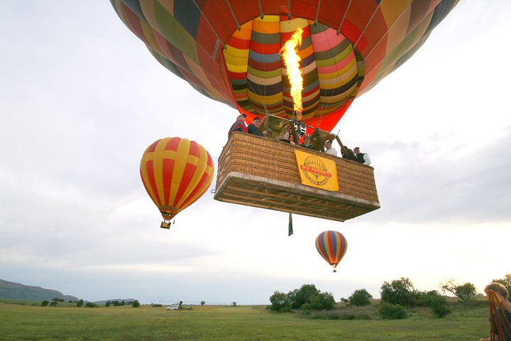 Sunrise hot air balloon safari over the Magalies River Valley near Hartbeespoort, South Africa, photo 11 | wizardtrip