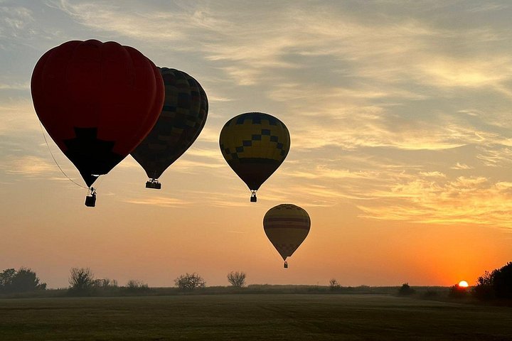 Sunrise hot air balloon safari over the Magalies River Valley near Hartbeespoort, South Africa, photo 13 | wizardtrip