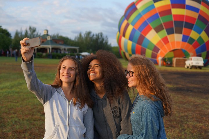 Sunrise hot air balloon safari over the Magalies River Valley near Hartbeespoort, South Africa, photo 15 | wizardtrip