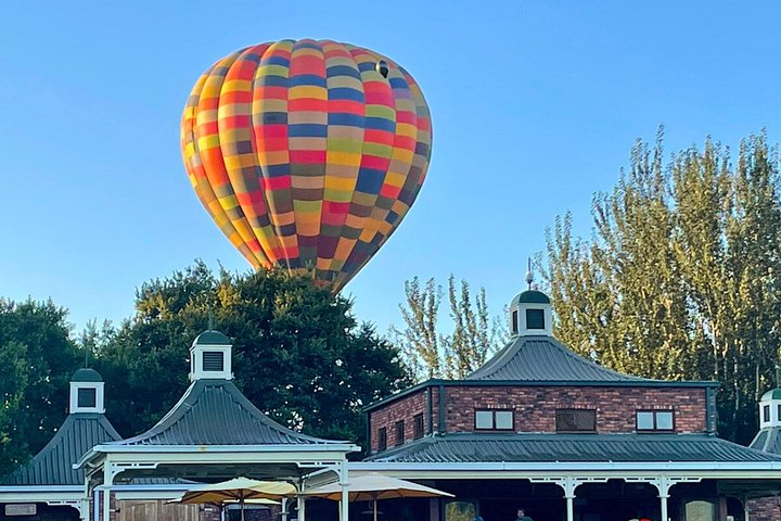 Sunrise hot air balloon safari over the Magalies River Valley near Hartbeespoort, South Africa, photo 17 | wizardtrip