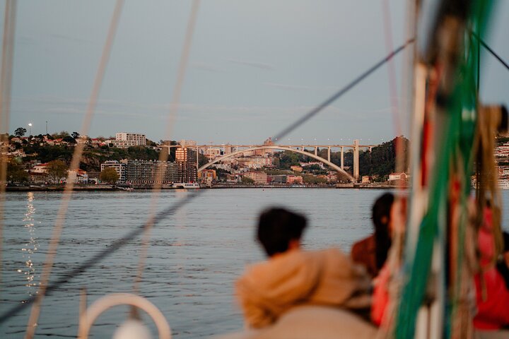 Profitez d'une croisière panoramique sur le Douro à Porto avec vin et collations, photo 6 | wizardtrip