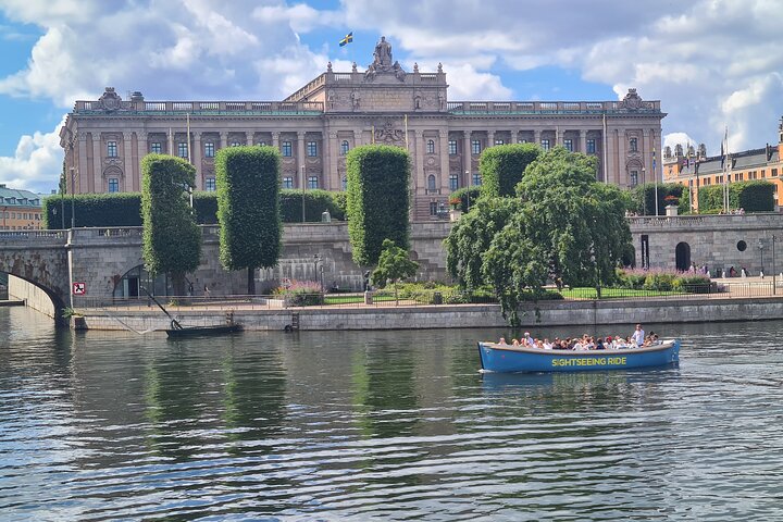 Elektrisk båttur i Stockholm som viser byens landemerker fra vannet, foto 7 | wizardtrip
