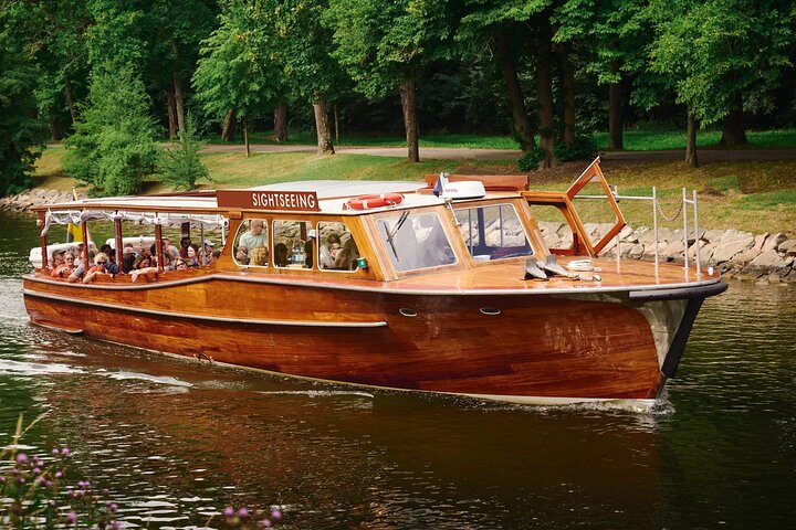 Stockholm Schärengarten Tour mit klassischem Holzboot und Guide | wizardtrip