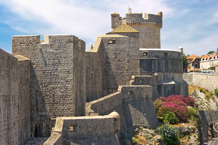 Dubrovnik: Ancient City Walls & Wars Walking Tour | wizardtrip