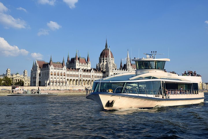 Budapest Donau-krydstogt med udsigt over Parlamentet og Buda Slot, foto 6 | wizardtrip