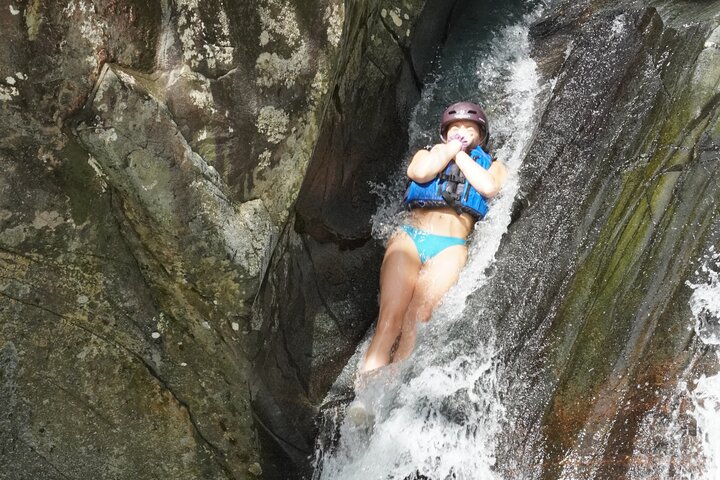 Opplev spennende vannsklier og fossefall i El Yunque-regnskogen, Puerto Rico, foto 28 | wizardtrip