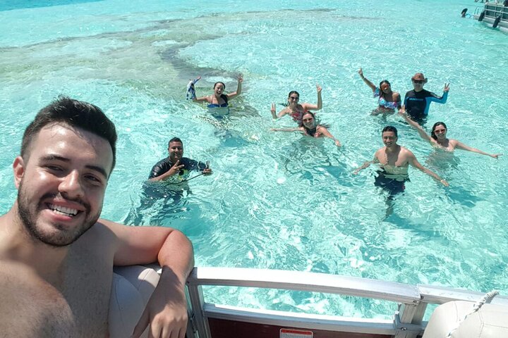 Disfruta de un tour marino de día completo en San Andrés con snorkel, música y hermosos paisajes costeros, foto 6 | wizardtrip