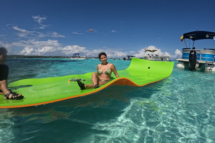 Disfruta de un tour marino de día completo en San Andrés con snorkel, música y hermosos paisajes costeros, foto 11 | wizardtrip