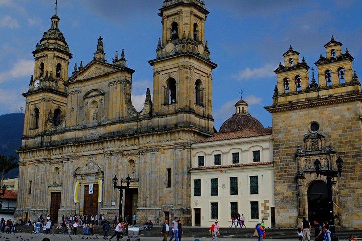 Visite privée des sites incontournables de Bogota, y compris Monserrate, le Musée de l'Or, le Musée Botero et La Candelaria, photo 8 | wizardtrip