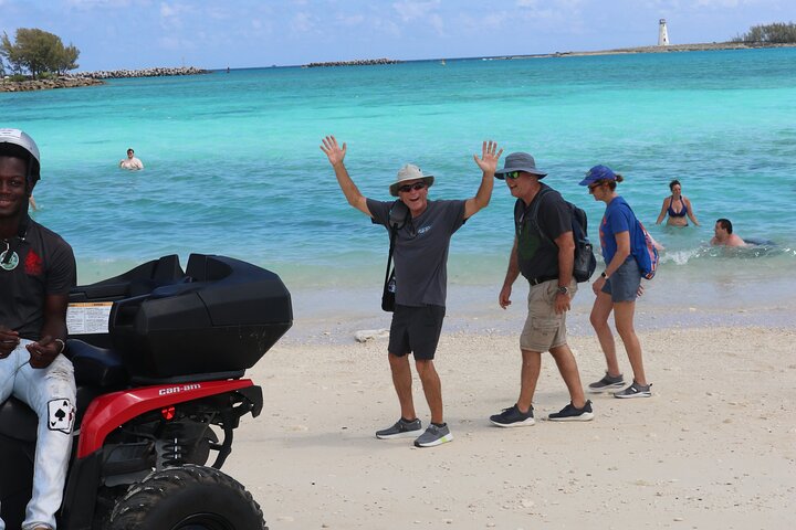 ATV-tur i Nassau, Bahamas, som besøker historiske steder og nyter lokale smaksprøver, foto 9 | wizardtrip