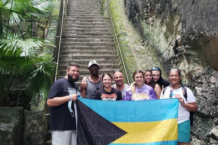ATV-tur i Nassau, Bahamas, som besøker historiske steder og nyter lokale smaksprøver, foto 28 | wizardtrip
