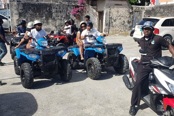 ATV-tur i Nassau, Bahamas, som besøker historiske steder og nyter lokale smaksprøver, foto 29 | wizardtrip