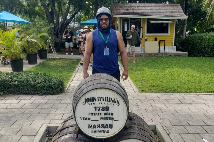 ATV-tur i Nassau, Bahamas, som besøker historiske steder og nyter lokale smaksprøver, foto 31 | wizardtrip
