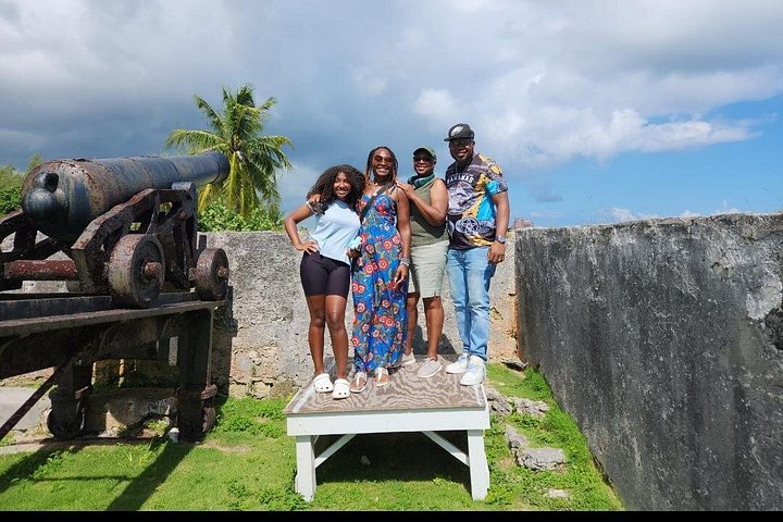 ATV-tur i Nassau, Bahamas, som besøker historiske steder og nyter lokale smaksprøver, foto 32 | wizardtrip