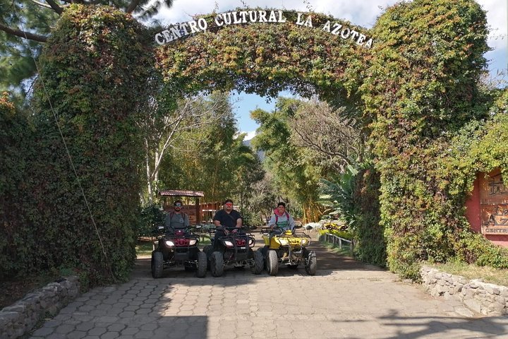 ATV-tur i Antigua, Guatemala som besøker en kaffeplantasje og utsiktspunktet El Cerro de la Cruz, foto 8 | wizardtrip