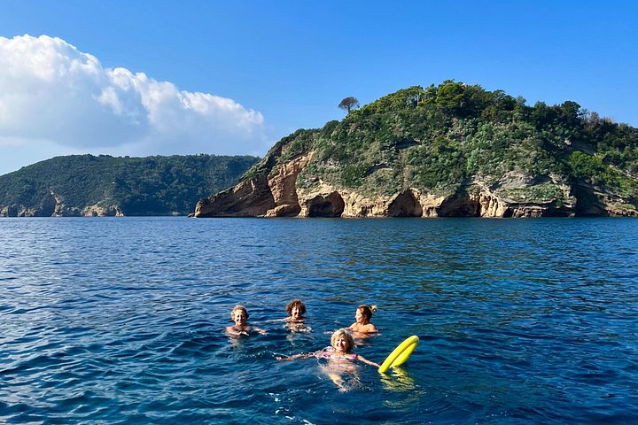 Båttur rundt øya Procida med bading, snorkling og undervannsfotografering, foto 8 | wizardtrip