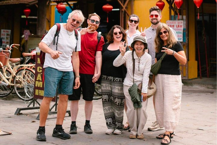 Hoi An Ancient Town Walking Tour with a Local | wizardtrip