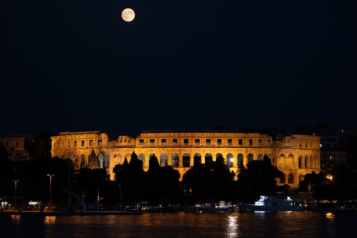 プーラ発の夜のボートツアー、イルカウォッチング、夕日、ブリユニ国立公園でのディナー、写真39 | wizardtrip