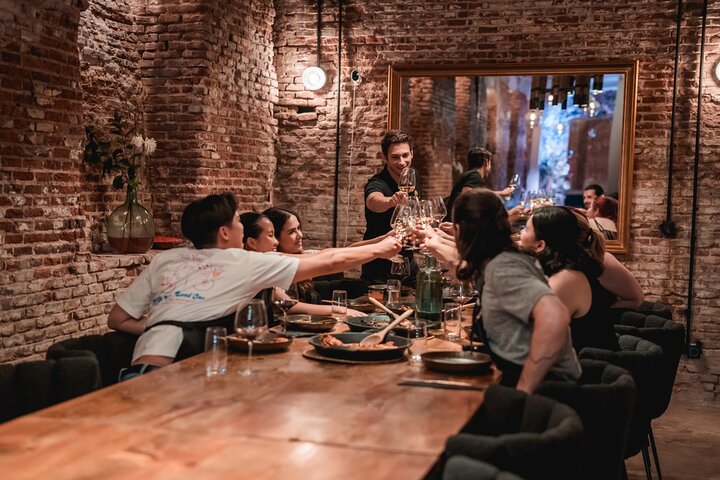 Madrid : Cours de cuisine Paella avec accord mets et vins à volonté | wizardtrip