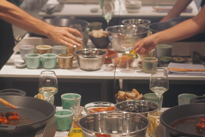 Praktisk paellakursus i Madrid med ubegrænset vin, foto 12 | wizardtrip