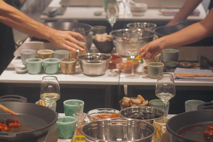 Praktisk spansk tapas madlavningskursus med vinparring i Madrid, foto 10 | wizardtrip
