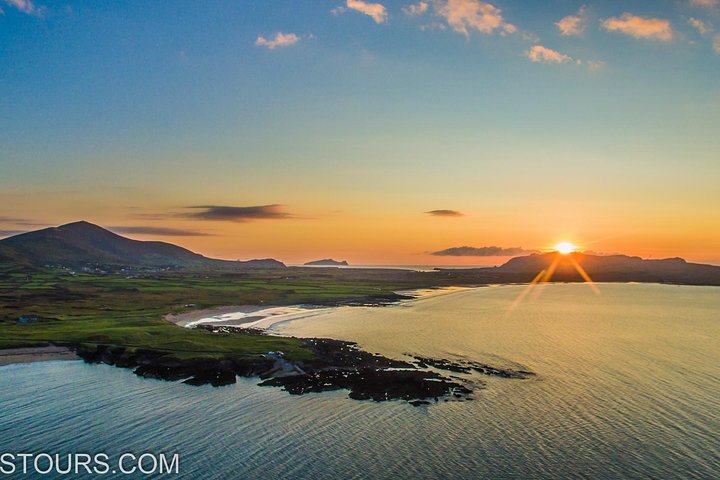 Naturskjønn utsikt over Dingle-halvøya, Slea Head Drive og Inch Beach i Killarney, Irland, foto 7 | wizardtrip