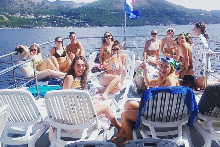 Dubrovnik Elaphiti Øer Bådtur med Frokost, Drikkevarer og Svømmetur | wizardtrip
