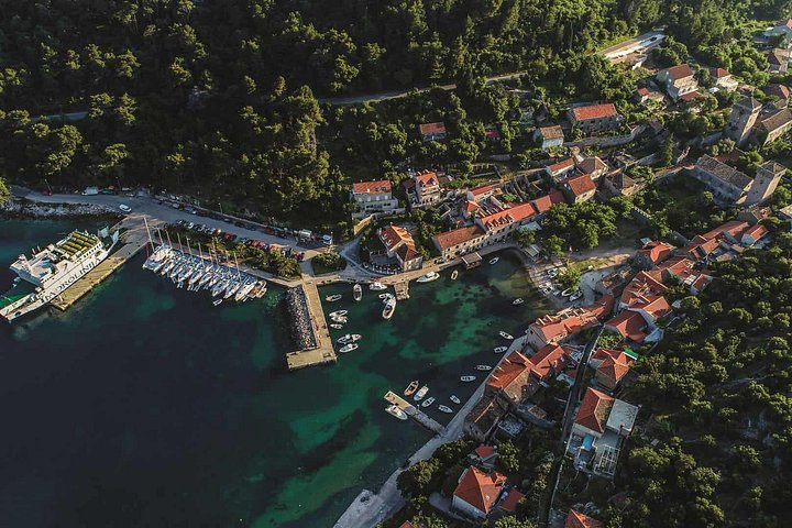 Cruzeiro de barco de dia inteiro às Ilhas Elaphiti a partir de Dubrovnik com almoço, bebidas e natação, foto 18 | wizardtrip