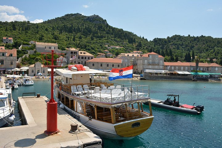 Cruzeiro de barco de dia inteiro às Ilhas Elaphiti a partir de Dubrovnik com almoço, bebidas e natação, foto 22 | wizardtrip