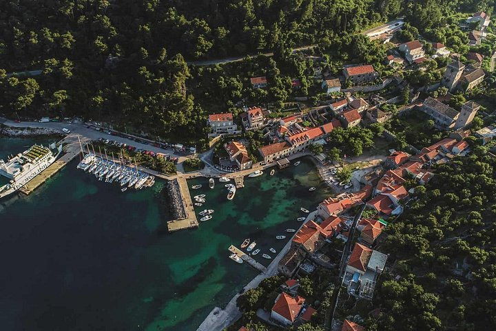 Passeio de barco às Ilhas Elaphiti a partir de Dubrovnik, com natação, praias e exploração de ilhas, foto 15 | wizardtrip